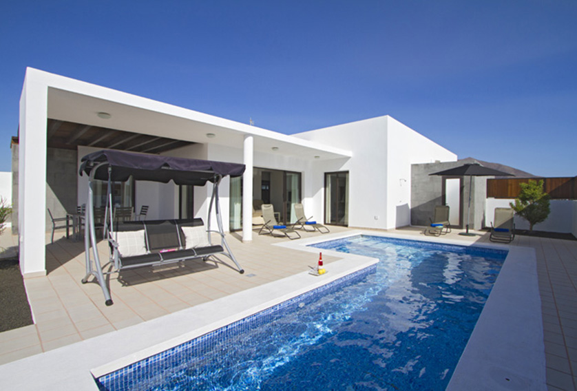luxury villas lanzarote